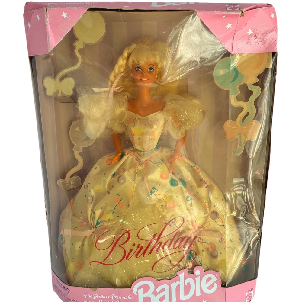 Vintage 1996 Mattel Birthday Barbie Fashion Doll #15998 Blond Hair
